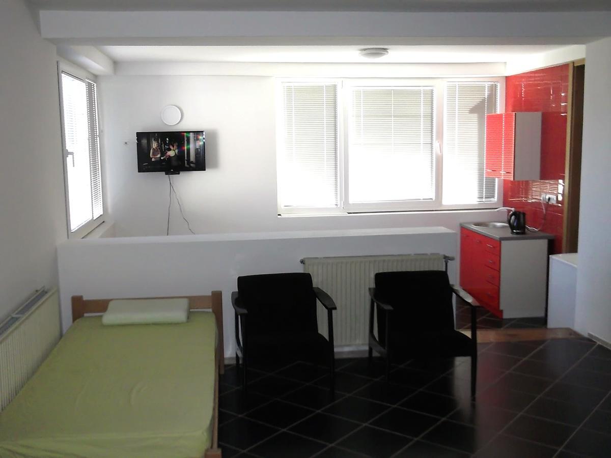 Little 15 Suites Užice Екстериор снимка